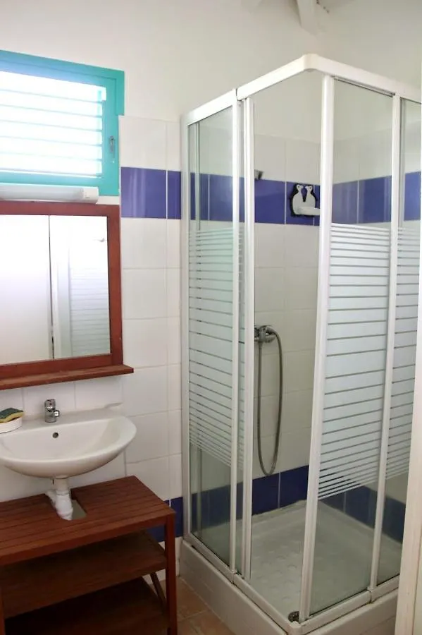 بيت للعطل Maison Charmante A Sainte-Rose + Piscine