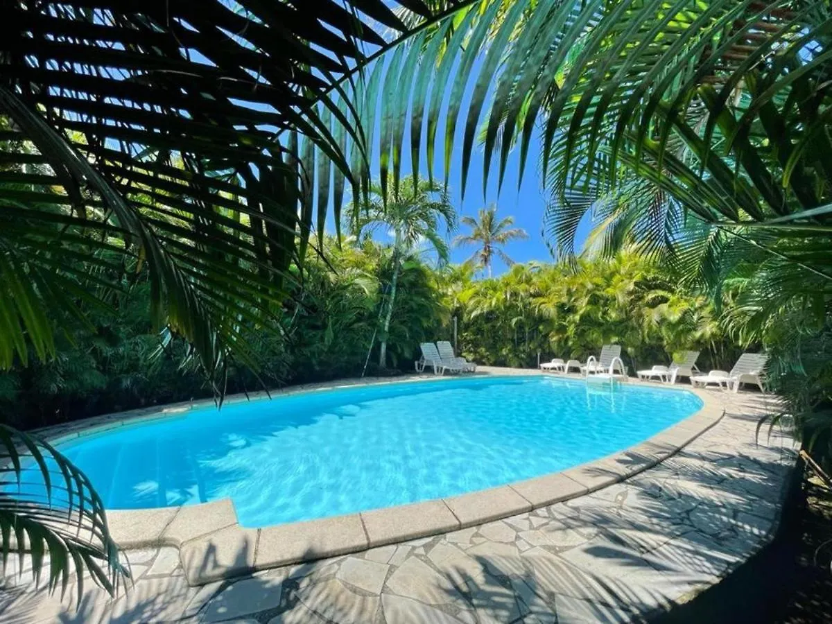 Maison Charmante A Sainte-Rose + Piscine